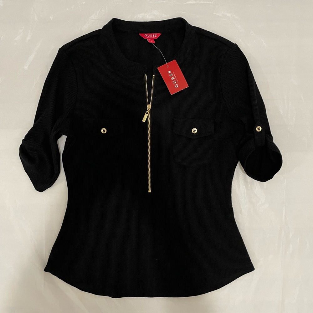 Guess factory half sleeve top, black / gold hardware, Size L